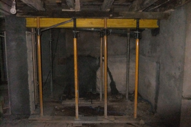 Replace wooden beams embedded in walls moving wooden beams embedded in walls