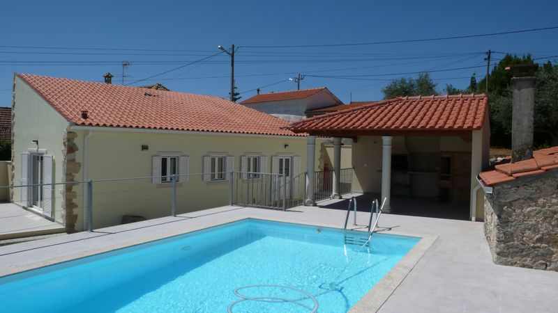 detached 2 bed villa