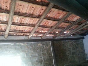 Rising damp, penetrating damp, condensation, salt damp, chemical damp, leaking terrace, leaking flat roof, rain entering my house, cure damp Portugal, dehumidifier, Les remontées d'humidité, humidité pénétrante, la condensation, l'humidité du sel, de la chimie humide, fuites terrasse, toit qui fuit plat, la pluie entrant dans ma maison, guérir humide Portugal, déshumidificateur, Opstigende fugt, gennemtrængende fugt, kondens, salt fugtig, kemiske fugtig, utæt terrasse, utæt fladt tag, regn ind mit hus, helbrede fugtig Portugal, affugter, Rising fuktig, gjennomtrengende damp, kondens, salt fuktig, kjemisk fuktig, lekker terrasse, lekker flatt tak, regn inn huset mitt, kurere fuktig Portugal, avfukter, Humidade ascendente, penetrando umidade, condensação, sal úmido, química úmida, vazando terraço, vazamento de telhado plano, a chuva entrando em minha casa, curar úmido Portugal, desumidificador, Optrekkend vocht, indringend vocht, condensatie, zout vocht, chemische vochtige, lekkende terras, lekkende plat dak, regen invoeren van mijn huis, genezen vochtig Portugal, luchtontvochtigers, Aufsteigende Feuchtigkeit, dringt Feuchtigkeit, Kondenswasser, Salz feucht, chemische feuchten, undichte Terrasse, undichte Flachdach, regen Eingabe mein Haus, heilen feucht Portugal, Luftentfeuchter, Stigande fukt, inträngande fukt, kondens, salt fuktig, kemiska fuktig, läckande terrass, läckande platta tak, regn kommer in mitt hus, bota fuktig Portugal, avfuktare, Fuktighet i vegger, fuktig vegg tørketid, fuktig vegg maling, fuktige veggløsninger, fuktig vegg i kjeller, fuktig vegg på soverommet, fuktig vegg injeksjon, fuktig vegg behandling maling, fuktig vegg sealer, Feuchtigkeit in Wänden, feuchte Wand Trocknungszeit, feuchte Wandfarbe, feuchten Wandlösungen, feuchte Wand im Keller, feuchte Wand im Schlafzimmer, feuchte Wand-Injektion, feuchte Wand Behandlungs Farbe, feuchte Wand Versiegelung, Vocht in muren, vochtige muur droogtijd, vochtige muurverf, vochtige muur oplossingen, vochtige muur in de kelder, vochtige muur in de slaapkamer, vochtige muur injectie, vochtige muur verf behandeling, vochtige muur sealer, L'humidité dans les murs, mur humide temps de séchage, la peinture murale humide, des solutions de mur humide, mur humide en sous-sol, mur humide dans la chambre, injection de mur humide, humide peinture de traitement de mur humide scellant de mur