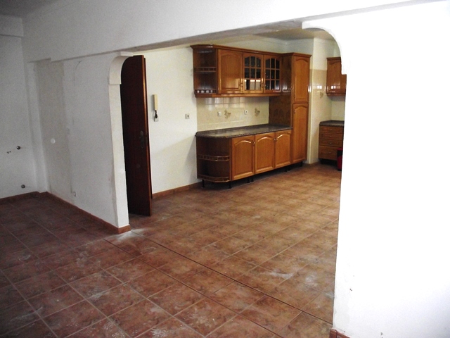 Lisbon,Lisboa,Oporto,Porto,Braga,Amadora,Gaia, Queluz,Coimbra,Setubal,Agualva-Cacem,Almada,Abrantes,Agualva-Cacém,Sintra,Agueda,Albufeira,Alcácer do Sal,Alcobaça,Almada,Almeirim,Alverca do Ribatejo,Vila Franca de Xira,Amadora,Amarante,Amora,Seixal,Anadia,Aveiro,Barcelos,Barreiro,Beja,Braga,Bragança,Caldas da Rainha,Câmara de Lobos,Caniço,Santa Cruz,Cantanhede,Cartaxo,Castelo Branco,Chaves,Coimbra,Costa da Caparica,Almada,Covilhã,Elvas,Entroncamento,Ermesinde,Valongo,Esmoriz,Ovar,Espinho,Esposende,Estarreja,Estremoz,Évora,Fafe,Faro,Fátima,Ourém,Felgueiras,Figueira da Foz,Fiães,Santa Maria da Feira,Freamunde,Paços de Ferreira,Fundão,Gafanha,Nazaré,Ílhavo,Gandra,Paredes,Gondomar,Gouveia,Guarda,Guimarães,Horta,Ílhavo,Lagoa,Lagos,Lamego,Leiria,Lisbon,Lixa,Felgueiras,Loulé,Loures,Lourosa,Santa Maria da Feira,Macedo de Cavaleiros,Maia,Mangualde,Marco de Canaveses,Marinha Grande,Matosinhos,Mealhada,Mêda,Miranda do Douro,Mirandela,Montemor-o-Novo,Montijo,Moura,Odivelas,Olhão da Restauração,Olhão,Oliveira de Azeméis,Oliveira do Bairro,Oliveira do Hospital,Ourém,Ovar,Paços de Ferreira,Paredes,Penafiel,Peniche,Peso da Régua,Pinhel,Pombal,Ponta Delgada,Ponte de Sor,Portalegre,Portimão,Porto,Vila Baleira,Porto Santo,Póvoa de Santa Iria,Vila Franca de Xira,Póvoa de Varzim,Praia da Vitória,Quarteira,Loulé,Queluz,Sintra,Rebordosa,Paredes,Reguengos de Monsaraz,Ribeira Grande,Rio Maior,Rio Tinto,Gondomar,Sabugal,Sacavém,Loures,Santa Comba Dão,Santa Cruz,Santa Maria da Feira,Santana,Santarém,Santiago do Cacém,Santo Tirso,São João da Madeira,São Mamede de Infesta,Matosinhos,São Salvador de,Lordelo,Paredes,Seia,Seixal,Serpa,Setúbal,Silves,Sines,Tarouca,Tavira,Tomar,Tondela,Torres Novas,Torres Vedras.Trancoso,Trof,Brasão da vila de Valbom,Valbom,Gondomar,Vale de Cambra,Valongo,Valpaços,Vendas Novas,Viana do Castelo,Vila do Conde,Vila Franca de Xira,Vila Nova de Famalicão,Vila Nova de Foz Côa,Vila Nova de Gaia,Vila Nova de Santo André,Santiago do Cacém,Vila Real,Vila Real de Santo António,Viseu,Vizela,Figueira da Foz
